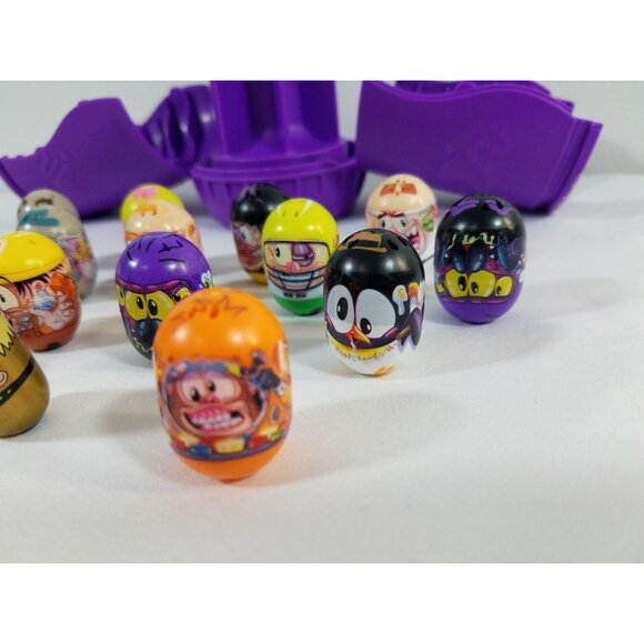 Mighty Beanz Collectible Toy Capsule With 16 Beans Tuff Bean Hulk Hogan - Picture 10 of 16